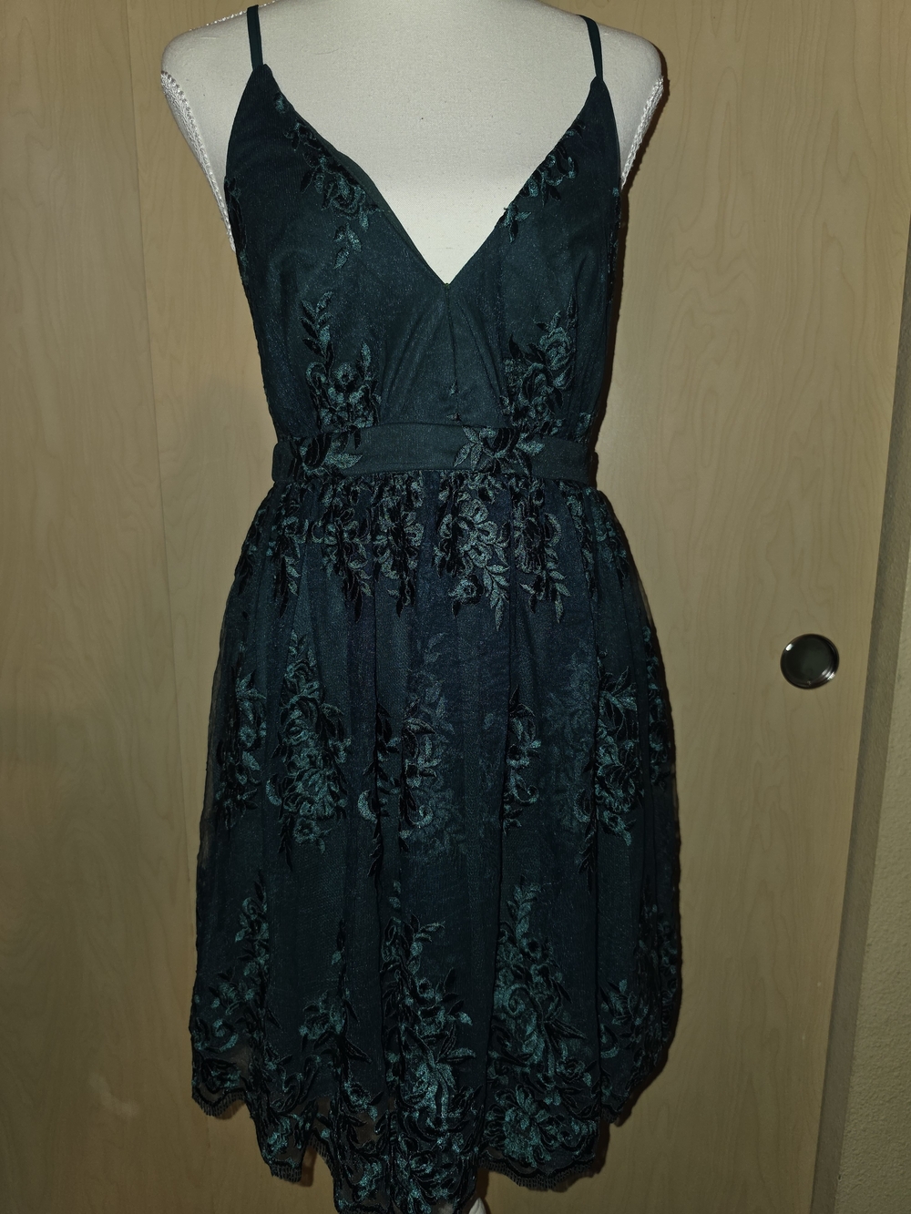 Lulus Emerald Green Lace Backless Skater Dress M - Holiday Party Cocktail